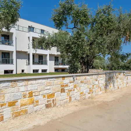 Melies Ξενοδοχείο με διαμερίσματα 3*