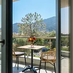 アパートホテル Melies