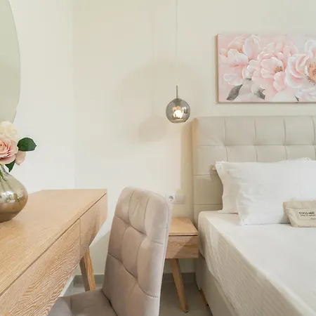 Aparthotel Mellies 3*