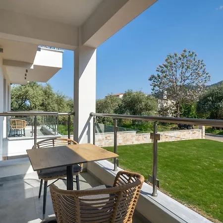 Hotel apartamentowy Mellies 3*