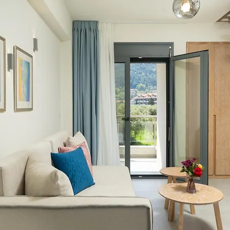 Melies Apartahotel