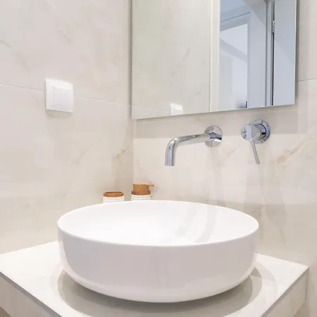 Apartahotel Melies 3*